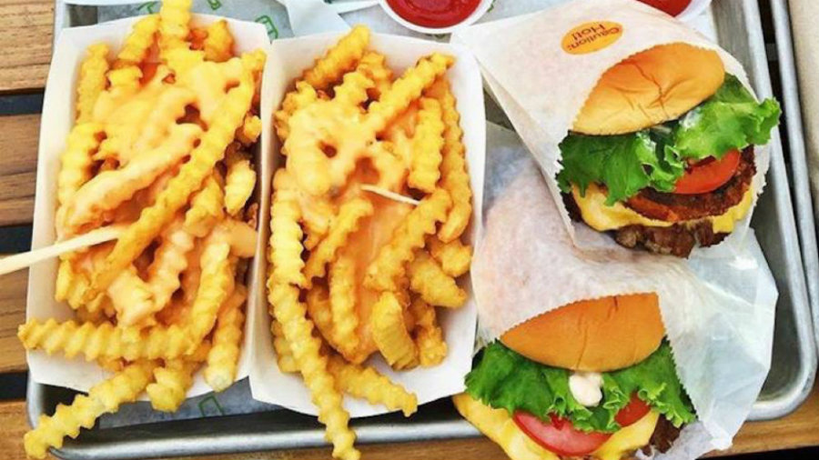 According to analysts, the restaurant Shake Shack is more succesful on social media than corporate giant McDonalds. Image Credit: Inquisitr