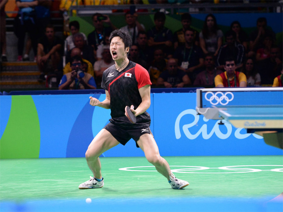 Jun Mizutani from Japan defeatsed Marcos Freitas from Portugal in the Rio Olympics 2016. Photo credit: ITTF / Konno Noboru /Butterfly Online