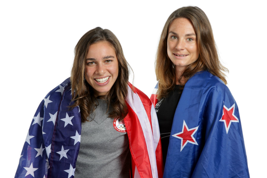 Nikki Hamblin and Abbey D’Agostino received the International Fair Play Committee Award after helping each other finish the 5000m in Rio. Photo credit: Chris Graythen / Getty Images / Bustle