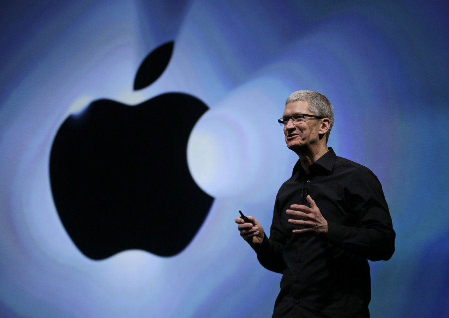 In an extensive interview with The Washington Post, Tim Cook discussed the future of the company and the dropping incomes that the iPhone is getting since last year. Photo credit: The Washington Post