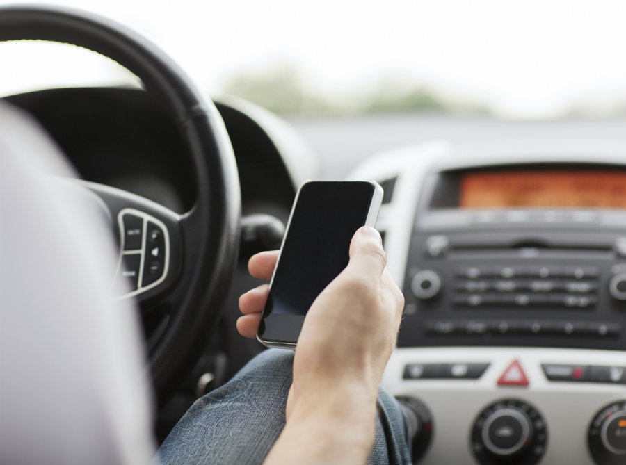 James and Bethany Modisette say Apple was granted a patent in 2014 to prevent people using FaceTime while driving. Photo credit: iStock / News1130