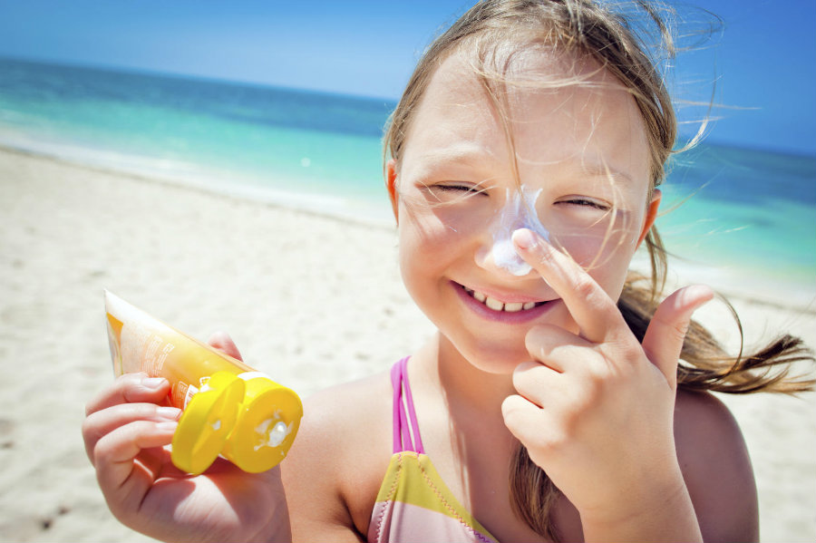 People who tend to use umbrellas get more sunburns than those who go for the sunscreens. Photo credit: iStock / TLC