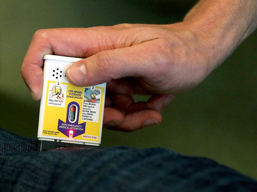 Evzio is an auto-injector that almost anyone can administer easily. Image credit: AP Photo / Richmond Times-Dispatch, Bob Brown / Alcohol and Drugs Rehab Finder