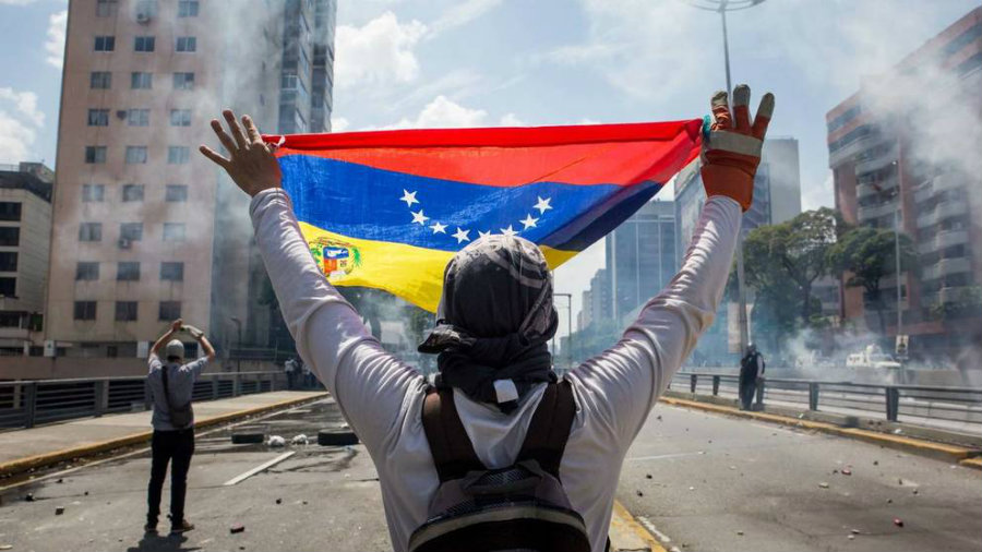 Since the end of April, a number of riots and manifestations have taken place around the country. Image credit: El Confidencial