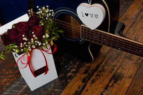 4 Romantic Gifts Your Special Someone Will Love