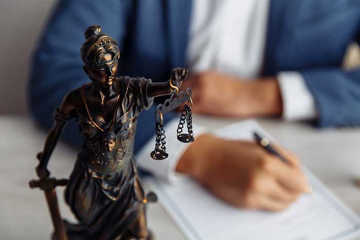 How to Find the Best Criminal Defense Lawyer