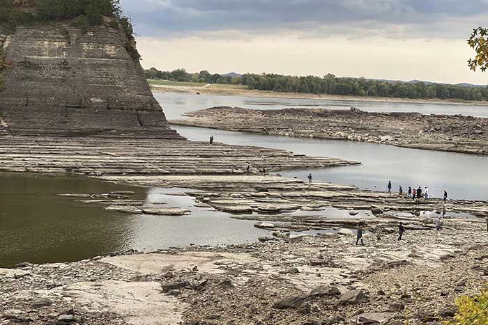 Drought Makes Mississippi River and Tributaries to Drop to Record Lows