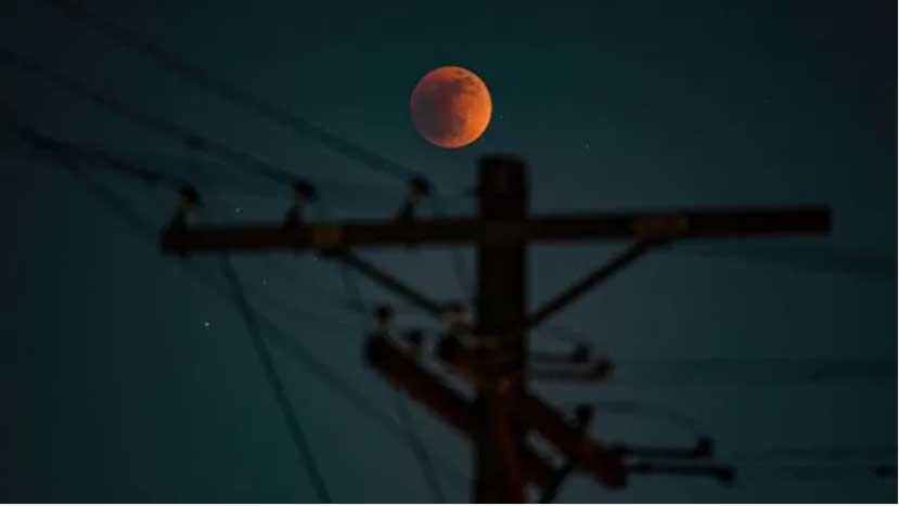 Blood Moon Lunar Eclipse Comes Up on November 8; Next One in 3 Years