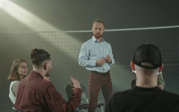 Effective Communication: Philip Baquie Offers Tips for Clear and Impactful Conversations