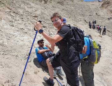 The Shift From SaaS To AI: How Decentralized AGI Threatens Centralized AI Dominance