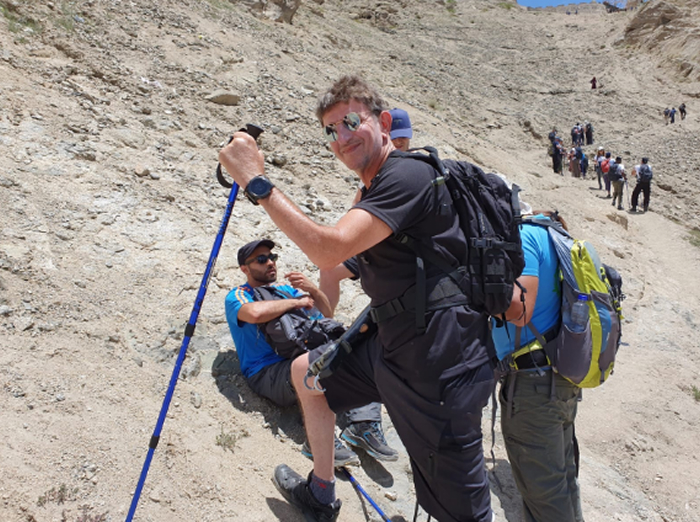 The Shift From SaaS To AI: How Decentralized AGI Threatens Centralized AI Dominance